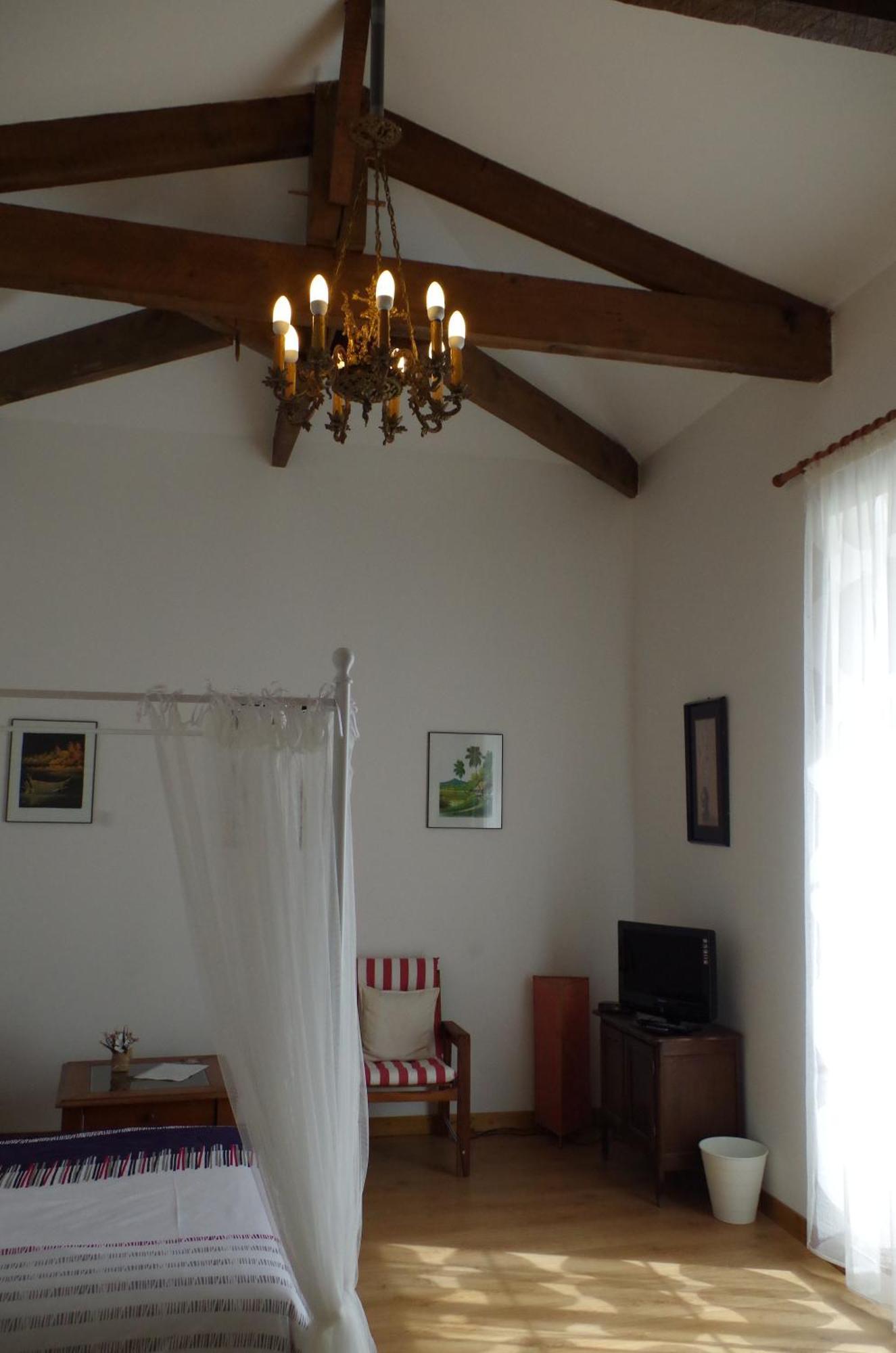 Maison D'Hotes Le Cadran Solaire Courcelles  エクステリア 写真