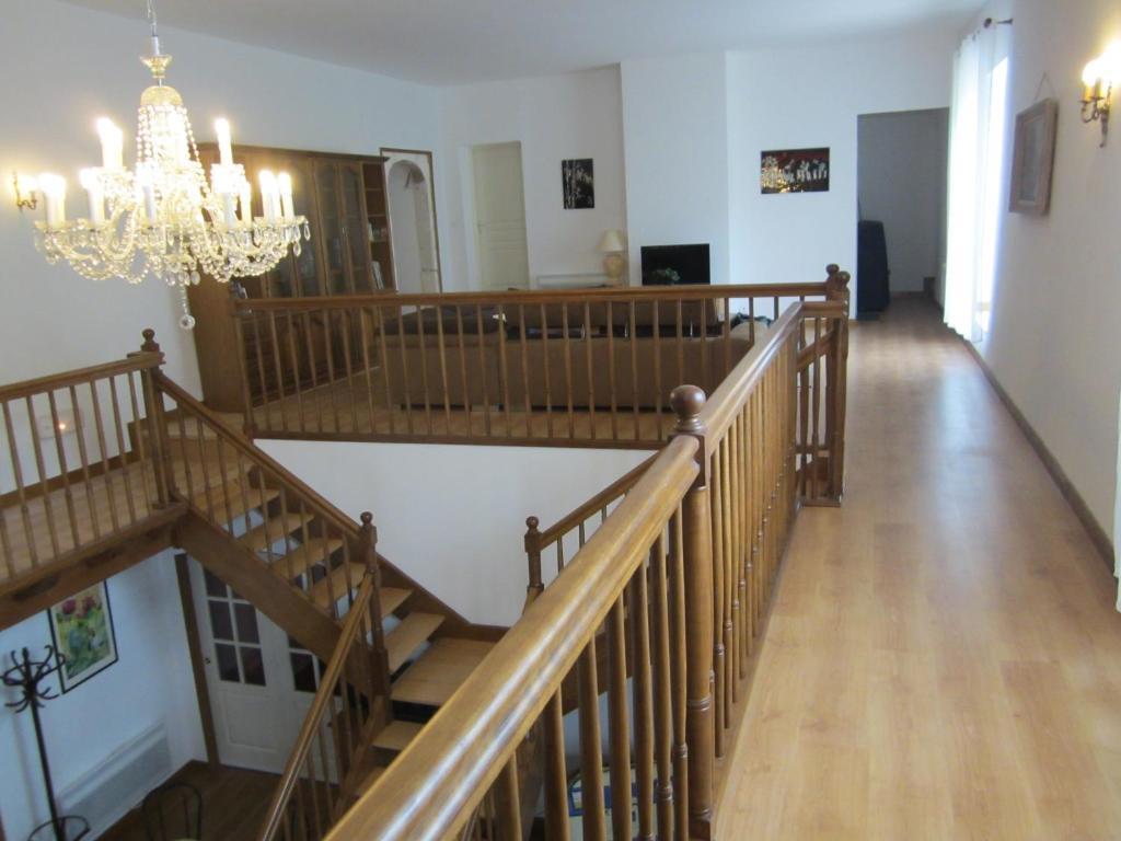 Maison D'Hotes Le Cadran Solaire Courcelles  エクステリア 写真